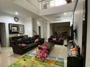 Disewakan Rumah 2lt Furnish Siap Huni The Riviera tahap 3 Metland Puri lokasi di Tangerang Kota, tersedia melalui melalui situs Olx