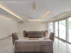 Disewakan Rumah Area Cipete lokasi di Jakarta Selatan, tersedia melalui melalui situs Olx