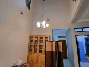 DISEWAKAN RUMAH BAGUS DAN NYAMAN SIAP HUNI DI PESONA KHAYANGAN JUANDA lokasi di Depok Kota, tersedia melalui melalui situs Olx