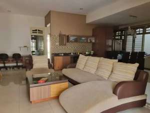 Disewakan rumah bagus, full perabot Kupang Indah xii, Surabaya Barat lokasi di Surabaya Kota, tersedia melalui melalui situs Olx