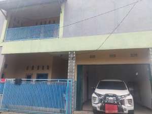 Disewakan Rumah Baru Renov 2 Lantai, Dekat Stasiun Cikarang lokasi di Bekasi Kab., tersedia melalui melalui situs Olx