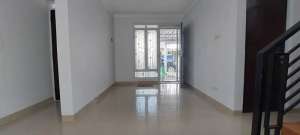 Disewakan Rumah Bebas Banjir, Aman, Lengkap di Metland Transyogi lokasi di Bogor Kab., tersedia melalui melalui situs Olx