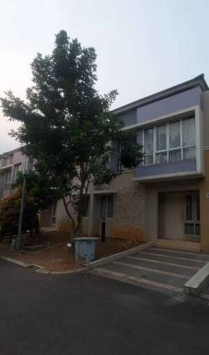 Disewakan Rumah Cluster Tesla Summarecon lokasi di Tangerang Kota, tersedia melalui melalui situs Olx