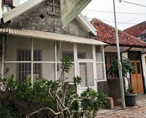 Disewakan rumah daerah Kawatanhadap Utara lokasi di Surabaya Kota, tersedia melalui melalui situs Olx