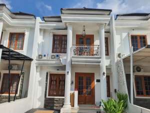 Disewakan Rumah Dalam Perumahan One Gate System Area Pleret Dekat AMPLAZ lokasi di Yogyakarta Kota, tersedia melalui melalui situs Olx