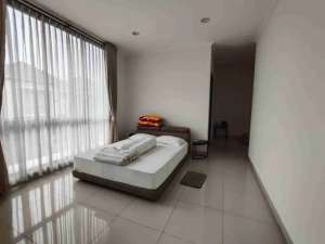 disewakan rumah di cluster Btari summarecon bandung siap huni furnished lokasi di Bandung Kota, tersedia melalui melalui situs Olx