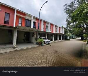 Disewakan Rumah di Green Village Cipondoh, Tangerang lokasi di Tangerang Kota, tersedia melalui melalui situs Olx