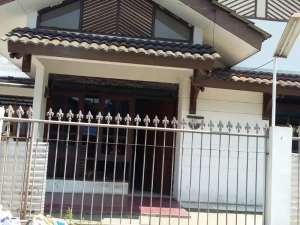 Disewakan Rumah di Jl. Kopo Permai lokasi di Bandung Kab., tersedia melalui melalui situs Olx