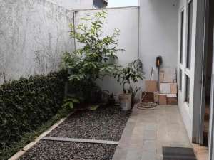 Disewakan rumah di Legenda Wisata lokasi di Bogor Kab., tersedia melalui melalui situs Olx