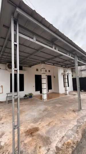 Disewakan rumah di Macan Kumbang Demang Lebar Daun Palembang lokasi di Palembang Kota, tersedia melalui melalui situs Olx