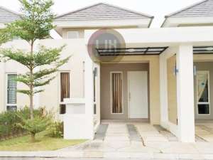 Disewakan Rumah di Orchard Park Cluster Carica Batam Center lokasi di Batam Kota, tersedia melalui melalui situs Olx