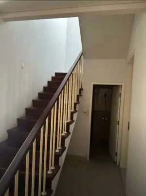 Disewakan rumah di perumahan casa grande, yogyakarta. lokasi di Sleman Kab., tersedia melalui melalui situs Olx