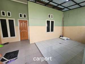 Disewakan rumah di perumahan Deltasari Indah lokasi di Sidoarjo  Kab., tersedia melalui melalui situs Olx