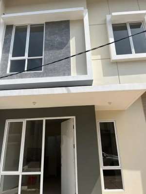 Disewakan Rumah di Perumahan Paradise Serpong City Type Delano lokasi di Tangerang Selatan Kota, tersedia melalui melalui situs Olx