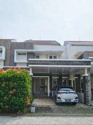 Disewakan Rumah di Raffles Hills Cibubur lokasi di Jakarta Timur, tersedia melalui melalui situs Olx