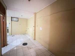 Disewakan rumah di Tanjung Duren Jakarta Barat lokasi di Jakarta Barat, tersedia melalui melalui situs Olx