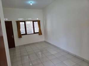 Disewakan Rumah ditengah Kota Cimahi lokasi di Cimahi Kota, tersedia melalui melalui situs Olx