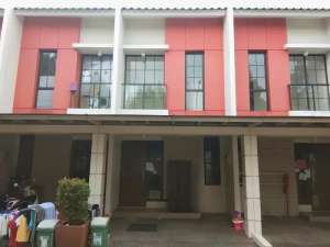 Disewakan Rumah Green Village, Rumah Asri, Cipondoh, Tangerang lokasi di Tangerang Kota, tersedia melalui melalui situs Olx