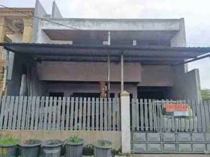 Disewakan Rumah Gudang Letak Strategis Dekat PGS Tengah Kota Surabaya lokasi di Surabaya Kota, tersedia melalui melalui situs Olx