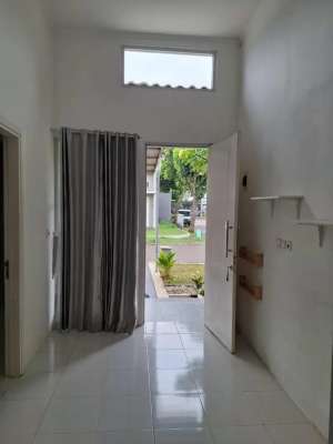 Disewakan rumah hook lokasi di Tangerang Kab., tersedia melalui melalui situs Olx