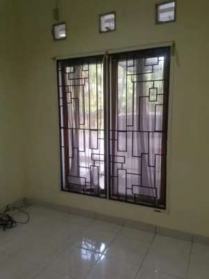 DISEWAKAN RUMAH KLARI KARAWANG lokasi di Karawang Kab., tersedia melalui melalui situs Olx