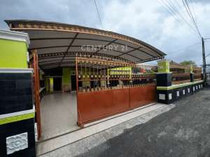 Disewakan Rumah Luas Dekat RS UAD Maguwoharjo Bisa Untuk Kantor lokasi di Sleman Kab., tersedia melalui melalui situs Olx