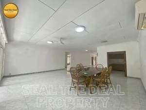 Disewakan Rumah Luas Di Area KemangPejaten Jakarta Selatan STD255 lokasi di Jakarta Selatan, tersedia melalui melalui situs Olx