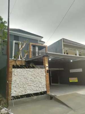 Disewakan Rumah Mewah dan Istimewa 2 lantai type 90 lokasi di Banjarbaru Kota, tersedia melalui melalui situs Olx