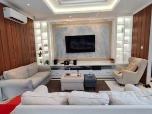 Disewakan Rumah Mewah Furnish EMINENT INGENIA BSD lokasi di Tangerang Kota, tersedia melalui melalui situs Olx