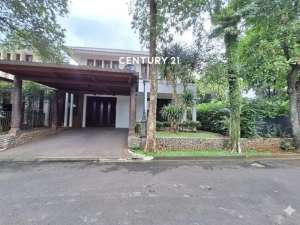 Disewakan Rumah Minimalis Siap Huni Furnised Dengan Halaman Luas lokasi di Jakarta Selatan, tersedia melalui melalui situs Olx