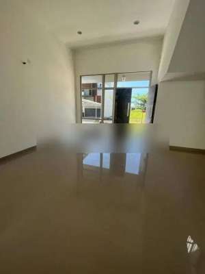 Disewakan Rumah Pantai Bukit Villa Pik2 Unfurnished 12x30 Baru lokasi di Jakarta Utara, tersedia melalui melalui situs Olx