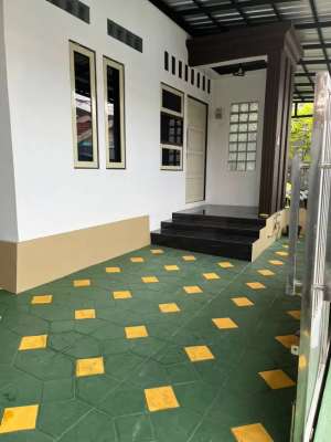 DISEWAKAN RUMAH PER 6 BULAN ATAU PERTAHUN lokasi di Banjarmasin Kota, tersedia melalui melalui situs Olx