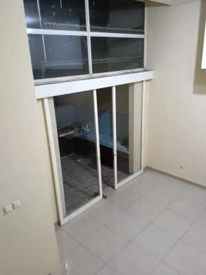 Disewakan Rumah PIK PURI GRISENDA 6x18,5 lokasi di Jakarta Utara, tersedia melalui melalui situs Olx