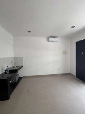 Disewakan rumah pik2 depan uk4,5x10m2sudah ada ac 2 lokasi di Jakarta Utara, tersedia melalui melalui situs Olx