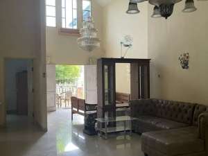 DISEWAKAN RUMAH SEMI FURNISH di BALIKPAPAN BARU BBHM lokasi di Balikpapan Kota, tersedia melalui melalui situs Olx