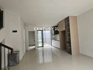 Disewakan Rumah Siap Huni Di Emerald Bintaro Sektor 9 lokasi di Tangerang Selatan Kota, tersedia melalui melalui situs Olx