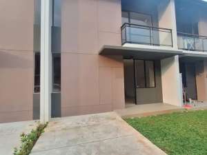 DISEWAKAN RUMAH STRATEGIS CENDANA PARC SERPONG lokasi di Tangerang Kab., tersedia melalui melalui situs Olx