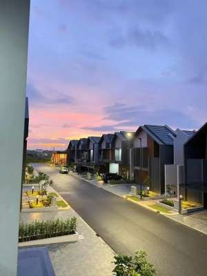 Disewakan Rumah Summarecon lokasi di Bandung Kota, tersedia melalui melalui situs Olx