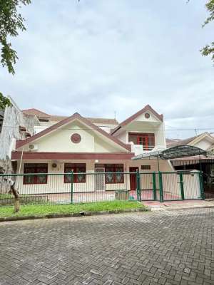 Disewakan rumah surabaya lokasi di Surabaya Kota, tersedia melalui melalui situs Olx