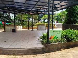 Disewakan Segera Apartemen The Springlake Summarecon Bekasi Selatan lokasi di Bekasi Kab., tersedia melalui melalui situs Olx