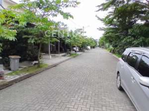 Disewakan Segera Rumah Di Perumahan Green Ara Bekasi lokasi di Bekasi Kota, tersedia melalui melalui situs Olx