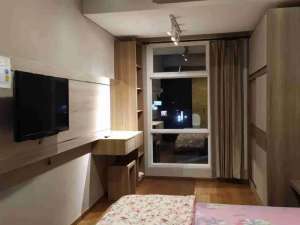 DISEWAKAN SEWA APARTEMEN GRAND SUNGKONO LAGOONTOWERVENETIAN 1 BR Full Furnished Include SC lokasi di Surabaya Kota, tersedia melalui melalui situs Olx