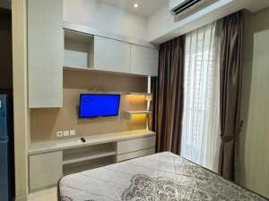 disewakan studio full furnish taman anggrek residence lokasi di Jakarta Barat, tersedia melalui melalui situs Olx