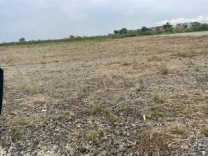 DiSewakan Tanah di area pergudangan osowilangon, Surabaya lokasi di Surabaya Kota, tersedia melalui melalui situs Olx