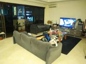 Disewakandijual Apt Kusuma Chandra lokasi di Jakarta Selatan, tersedia melalui melalui situs Olx