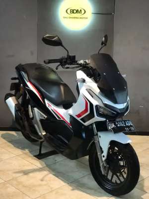 Jual bekas DP 1 JTBUNGA MENURUN 2HONDA ADV 150 CBS TAHUN 2021,lokasi di Denpasar Kota