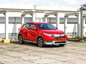 Jual bekas Dp 10jt HONDA HRV E MUGEN EDITION MATIC 2021 MERAH,lokasi di Tangerang Kota