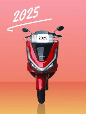 Jual bekas Dp 1jt Honda PCX 160 cbs adv KTP daerah bs kredit 150,lokasi di Jakarta Selatan
