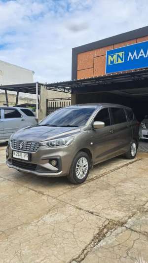 Jual bekas DP 20JT Suzuki Ertiga GL Manual 2018,lokasi di Tangerang Selatan Kota