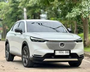 Jual bekas DP 25 jt KM 20rb Honda HRV E Matic 2022 Facelift Antik Spt Baru,lokasi di Semarang Kota